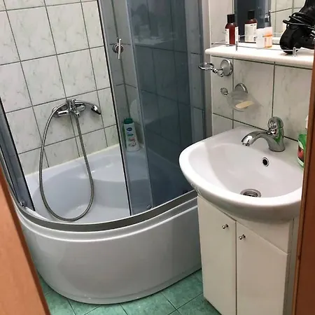 Karpintsa Apartment